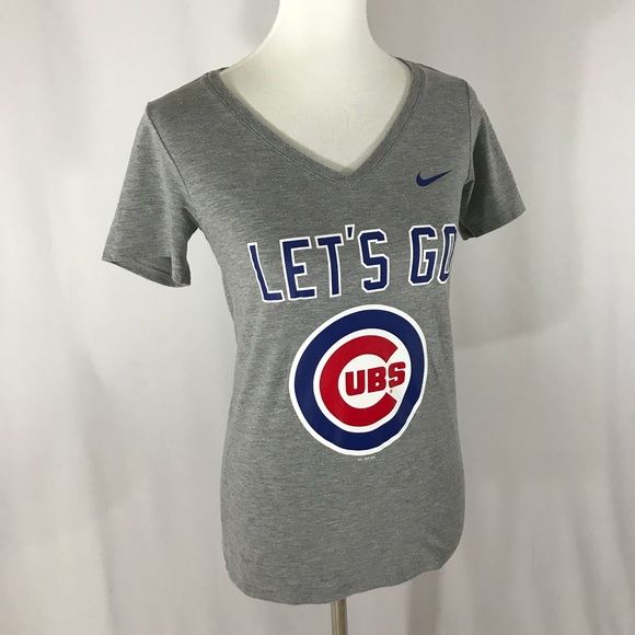 Nike Tops - Chicago Cubs Nike Tee